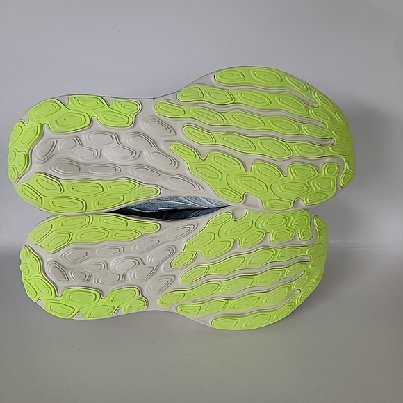 Size 6.5 - New Balance Fresh Foam 680v8 Quarry Blue Sea Salt Wide Women's Shoes - Picture 9 of 11